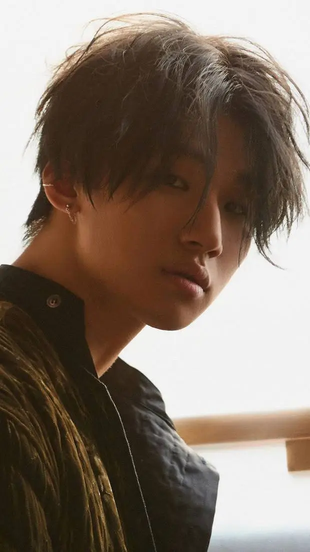 ai character: Daesung  background
