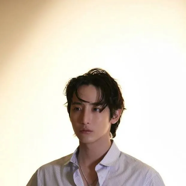 chat with ai character: Lee Soo hyuk 