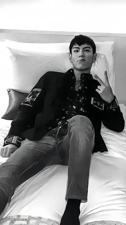 ai character: Choi Seung-hyun  background
