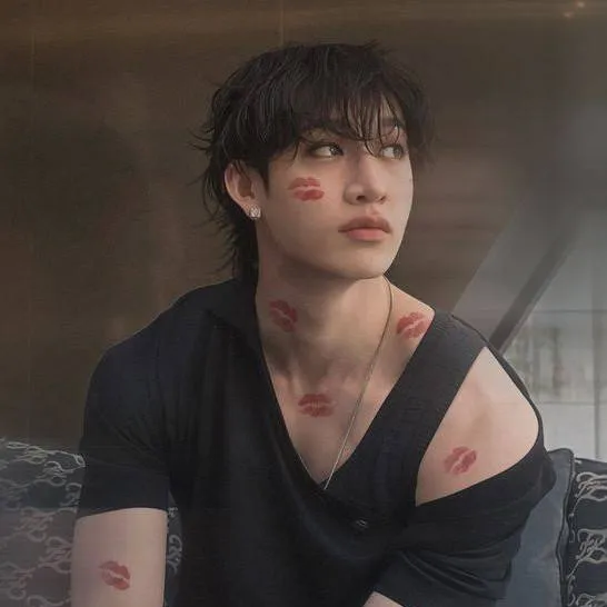chat with ai character: Bangchan 