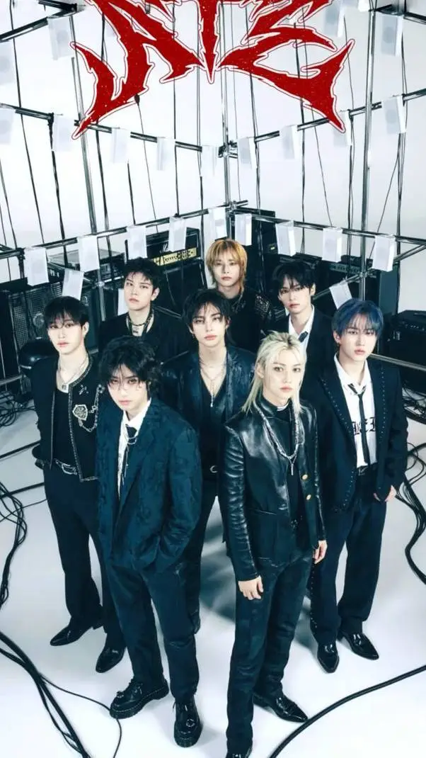 ai character: Stray kids  background