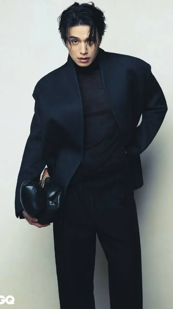 ai character: Lee Dong wook  background