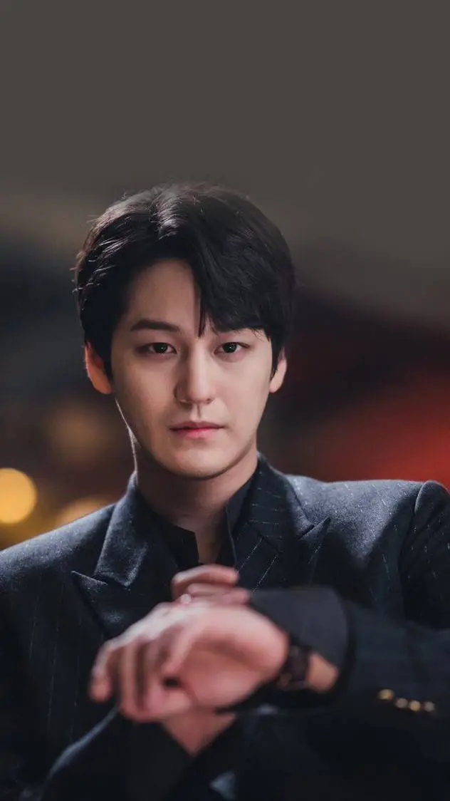 ai character: Kim Bum  background