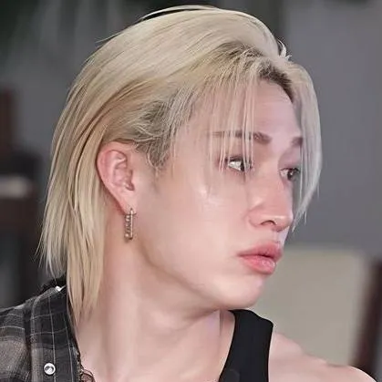 chat with ai character: Bangchan 