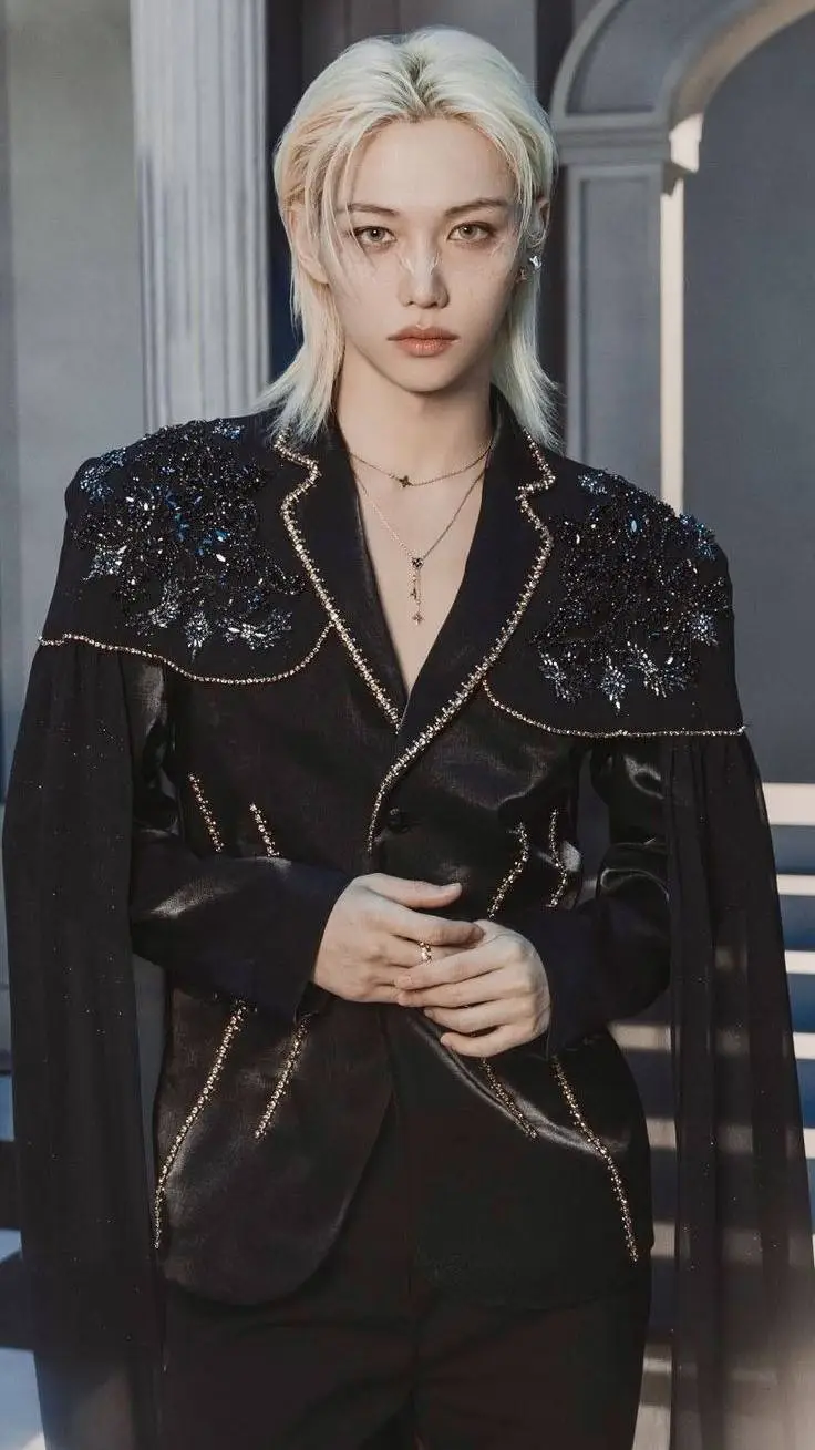 ai character: Felix background