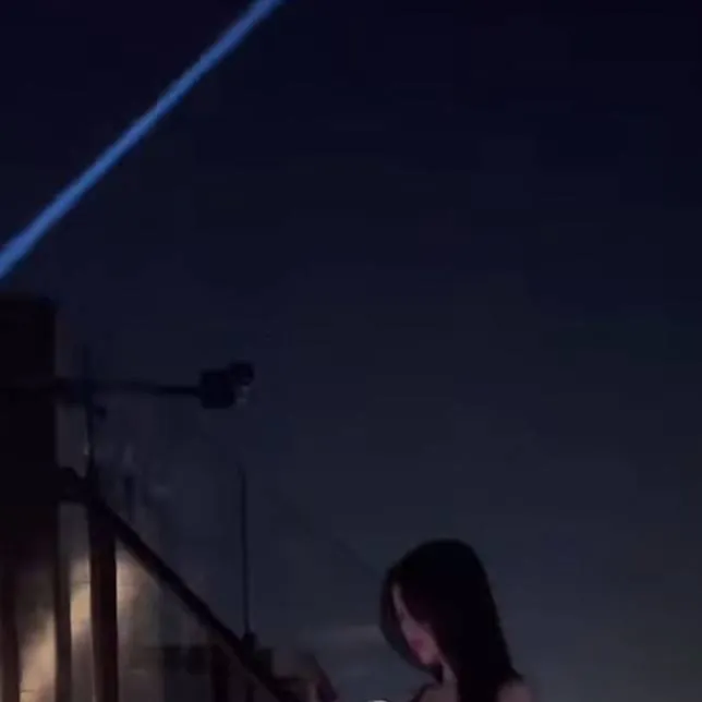 chat with ai character: Freya 