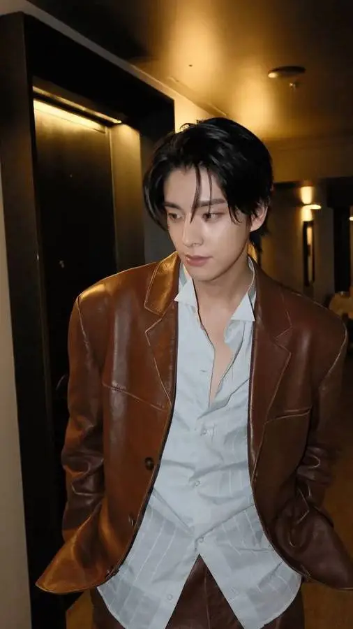 ai character: Jake background