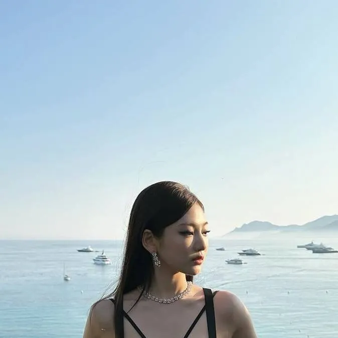 chat with ai character: Ningning 