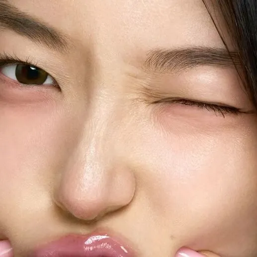 chat with ai character: 🫐Katseye 🥑