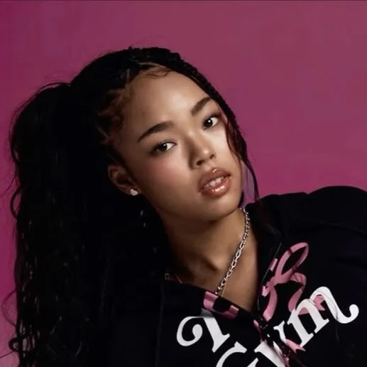 chat with ai character: 🩷Jenny Park💛안