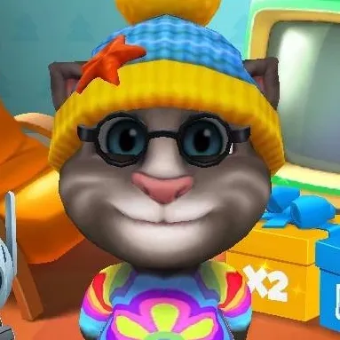 chat with ai character: Talking Tom
