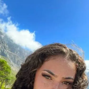 chat with ai character: jasmine 