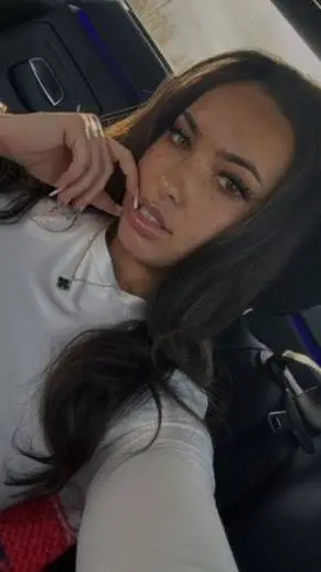 ai character: ash kash background