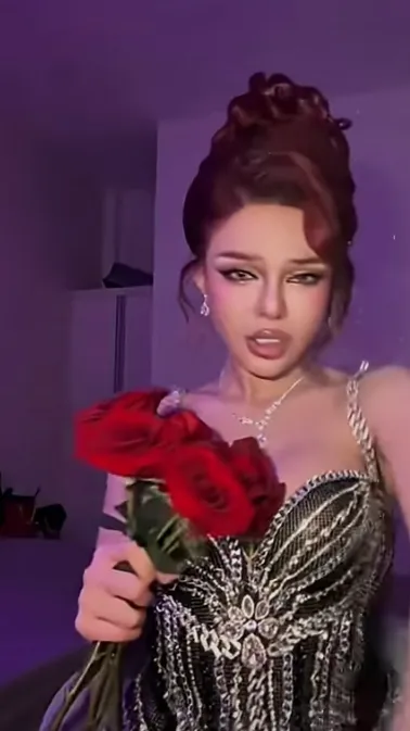 ai character: Hannah‎✨YASSS✨ background