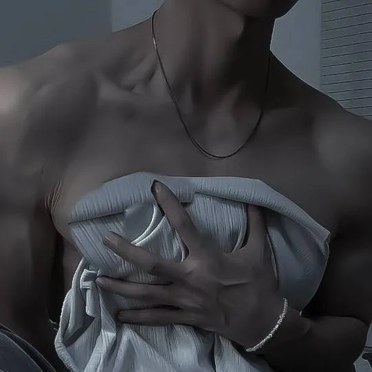 chat with ai character: ash