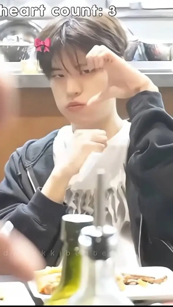 ai character: stray kids background