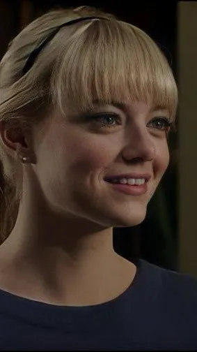 ai character: Gwen background