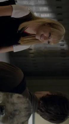 ai character: Gwen  background