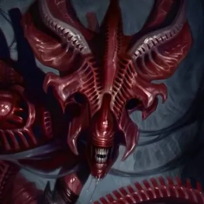 chat with ai character: Red Queen xeno