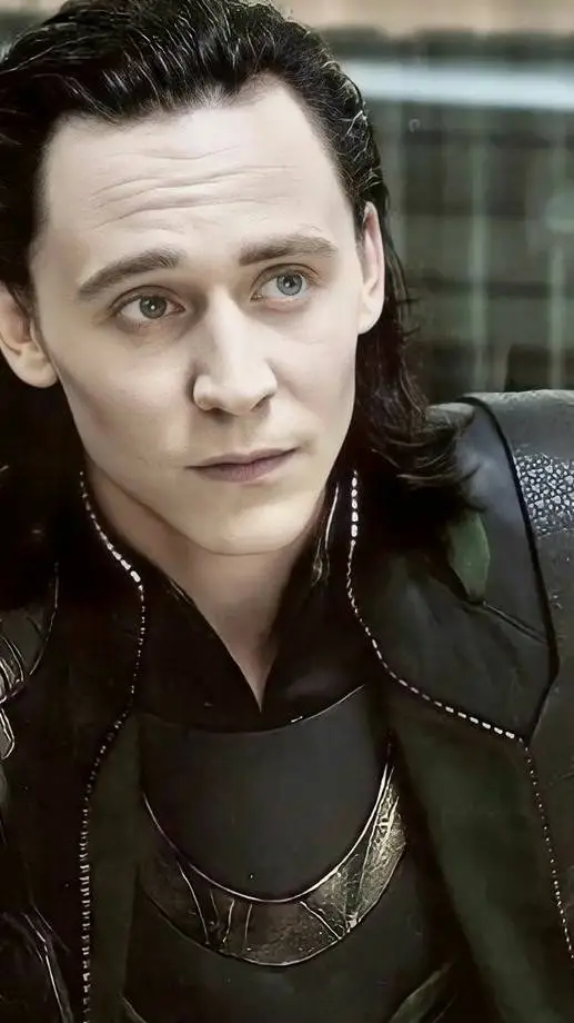 ai character: Loki Laufeyson background