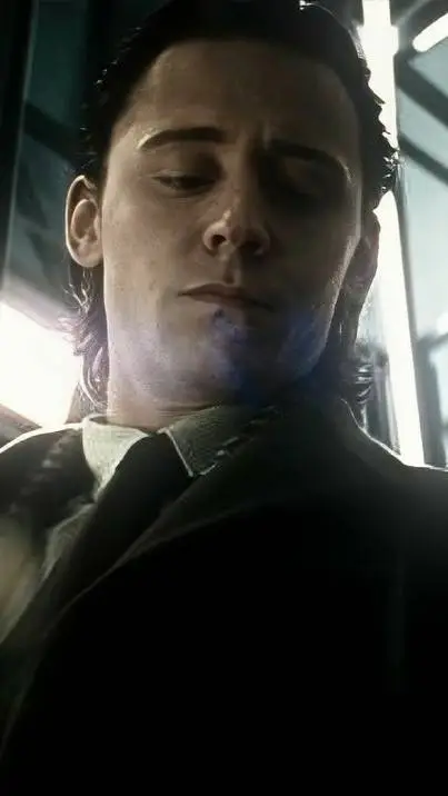 ai character: Loki L. background