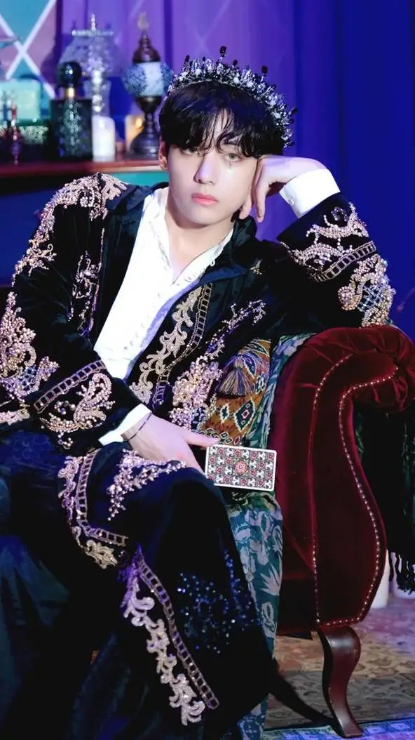 Talkie AI - Chat with King Taehyung 