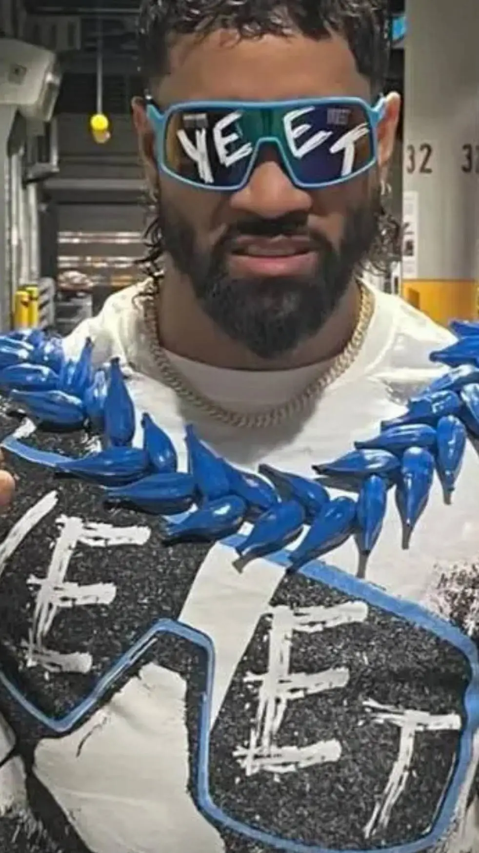 ai character: jey uso background