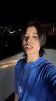 ai character: LNGSHOT+Jay Park  background