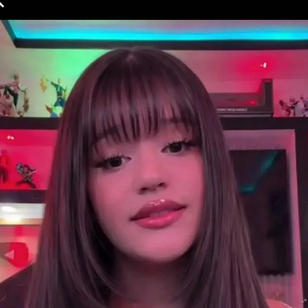 chat with ai character: ❣️Angi fire💘