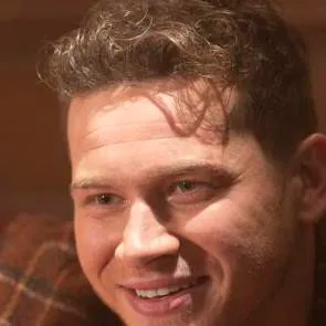 chat with ai character: Evan Buckley 