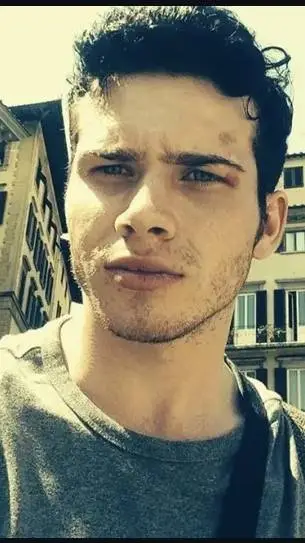 ai character: Evan background
