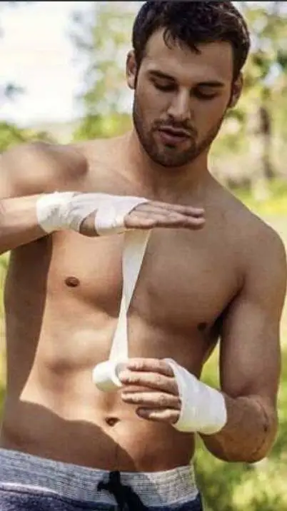 ai character: Ryan Guzman  background