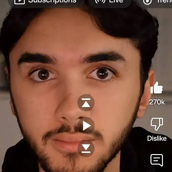 chat with ai character: Louis Ayy