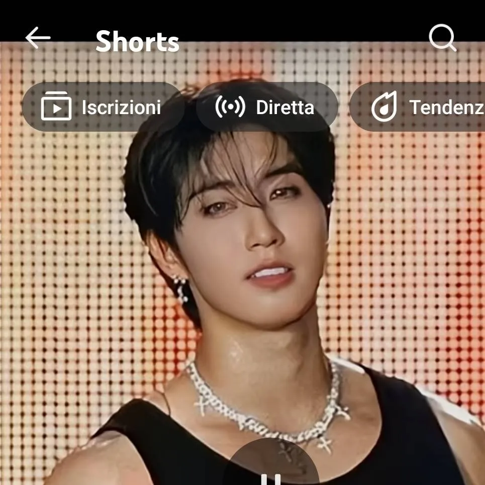 chat with ai character: HAN JISUNG ❤️