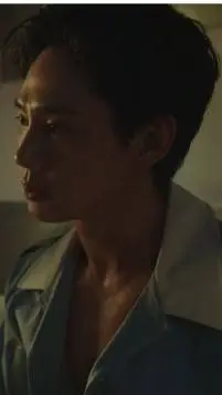 ai character: Sunghoon  background