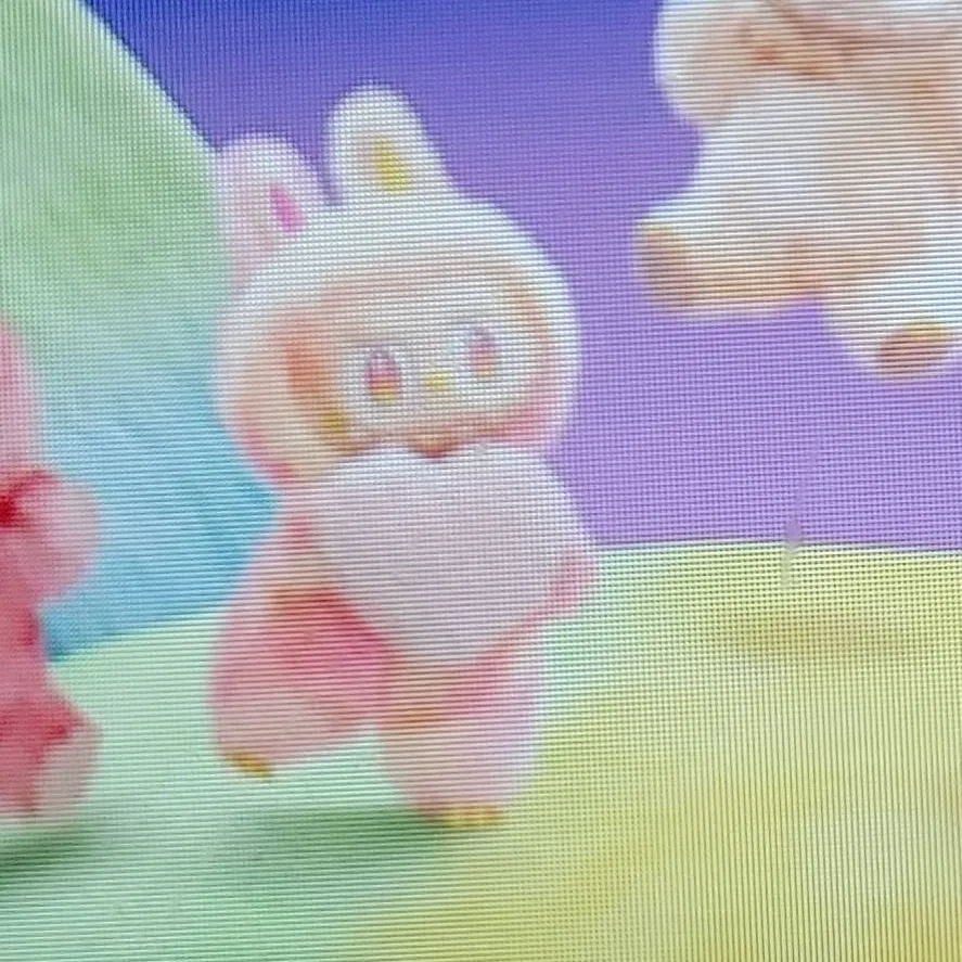 chat with ai character: Labubu 