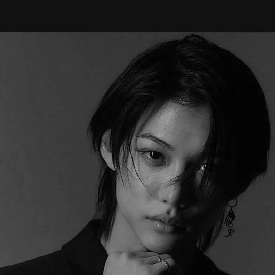 chat with ai character: Felix💙