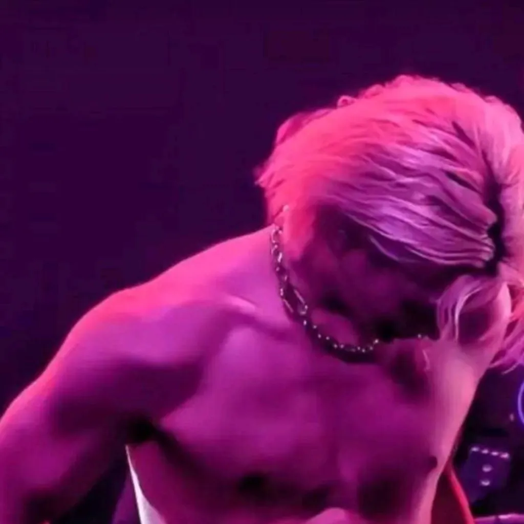 chat with ai character: Felix 