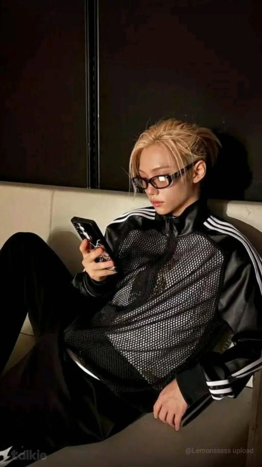 ai character: Felix background