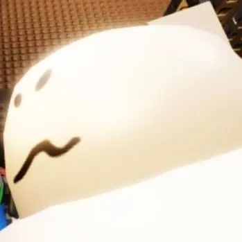 chat with ai character: gubby