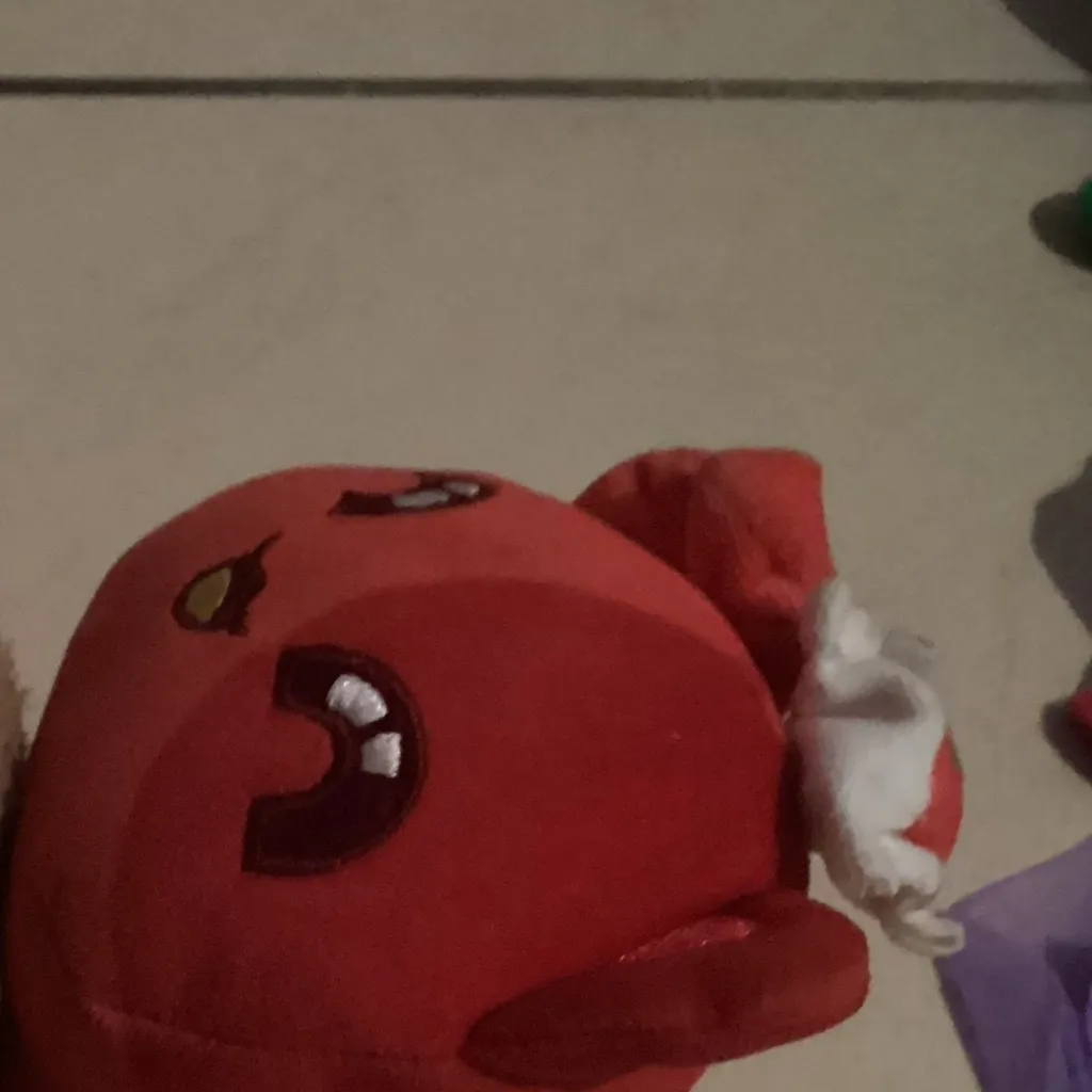 chat with ai character: Hotdog  Mew 