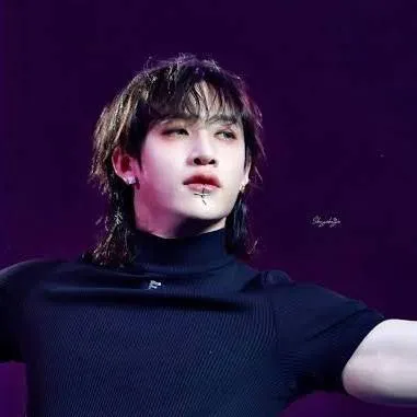 chat with ai character: bang chan 