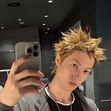 chat with ai character: martín💢💢💢