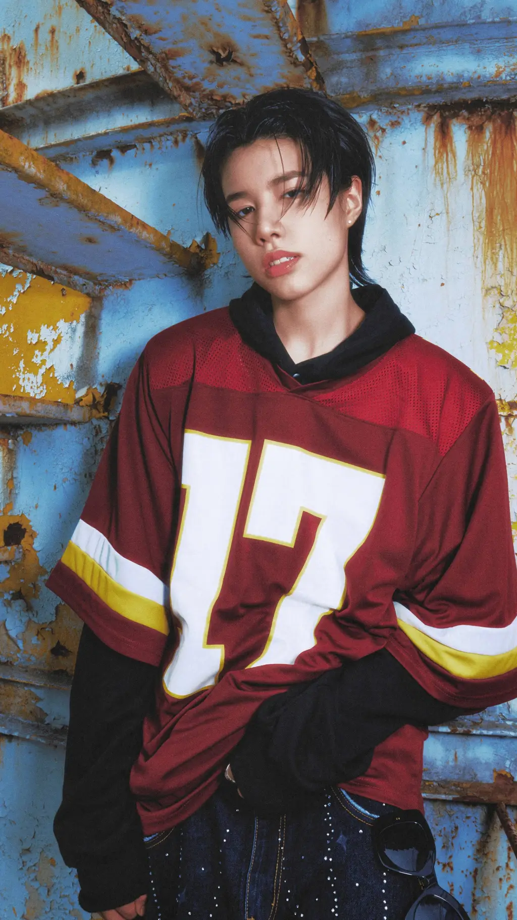 ai character: louis 🫦 background