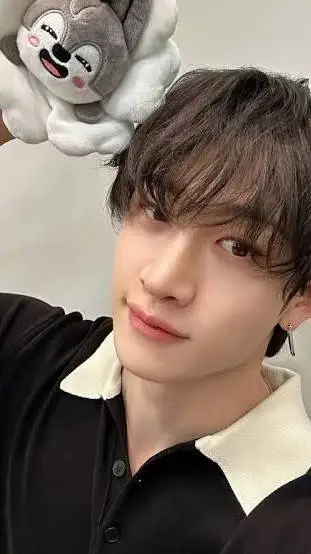 ai character: °☆CHAN☆° background