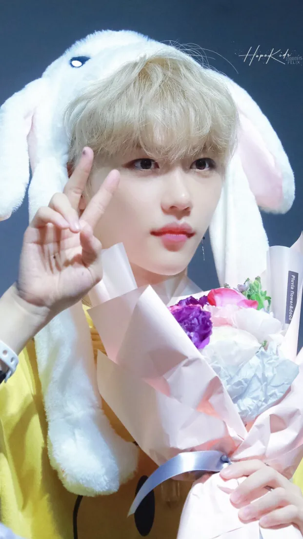 ai character: Childhood friend  background