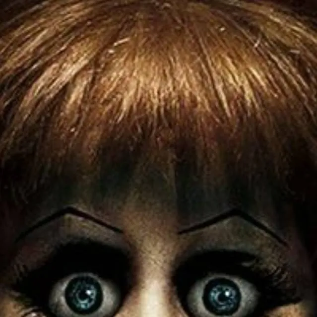 chat with ai character: Annabelle
