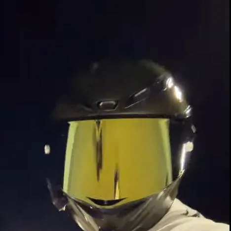 chat with ai character: Zane 