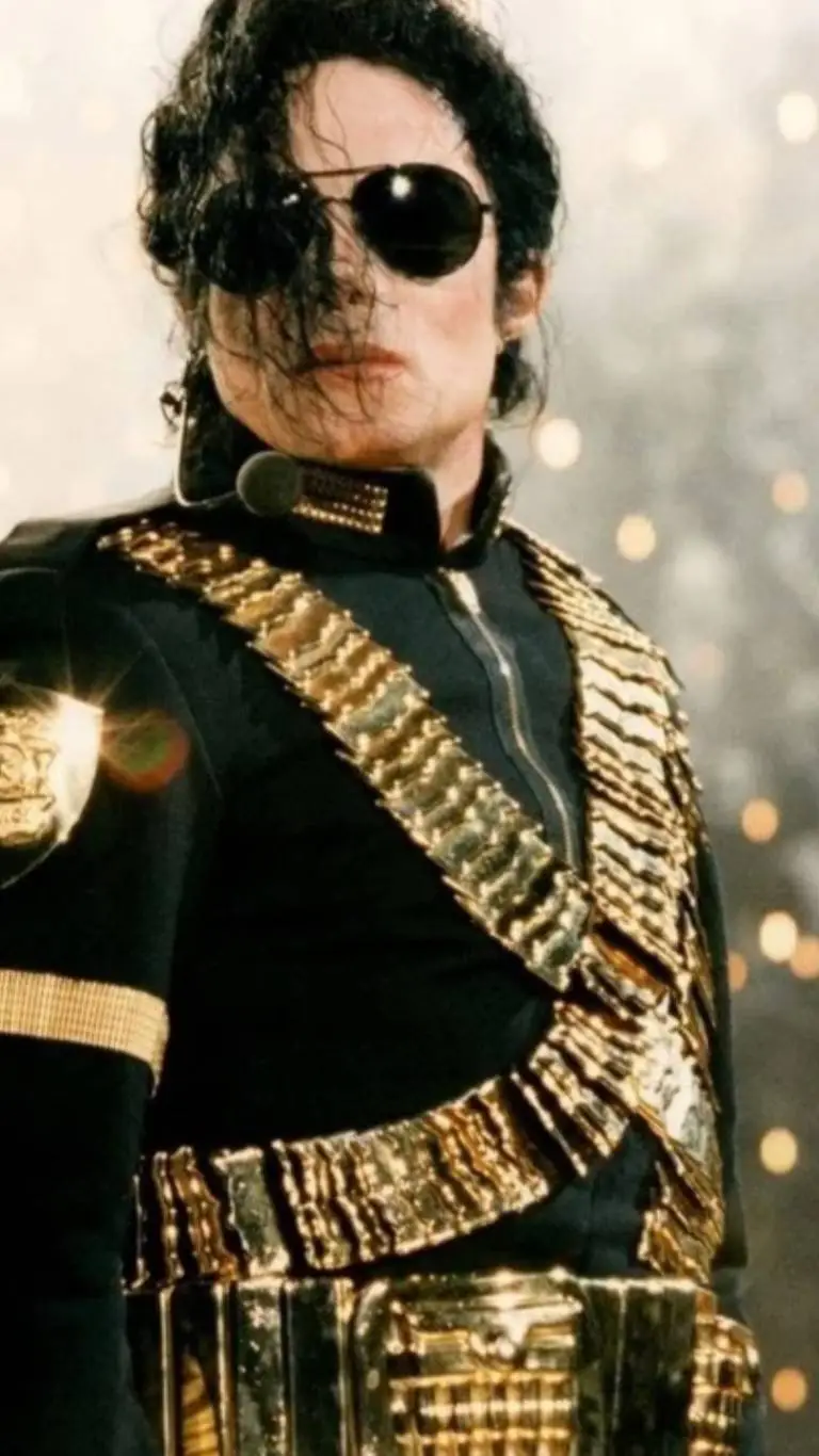 ai character: Michael Jackson background