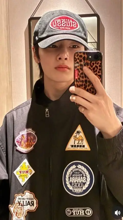 ai character: I.N★(my bias)  background